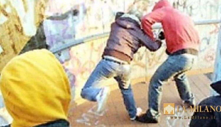 Como: accerchiati, malmenati e poi rapinati in Piazza Vittoria, arrestati 4 minorenni