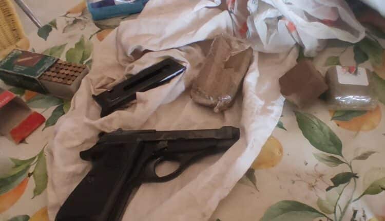 Gela: Deteneva armi e droga, arrestato 43enne