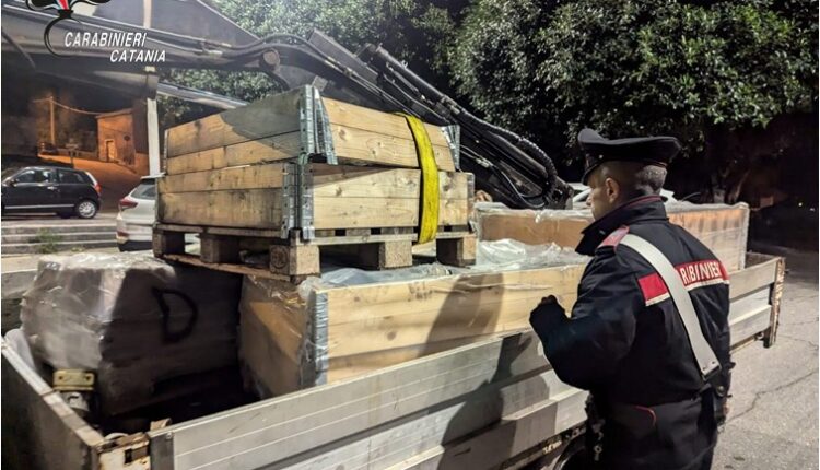 Acireale: Controllo del territorio, quattro arrestati per furto