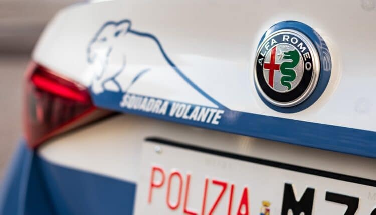 Silandro: Polizia di Stato sequestra un arsenale e denuncia un uomo