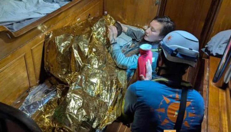 Il drammatico salvataggio di Yasmine: sola tra le onde per 3 giorni a 11 anni