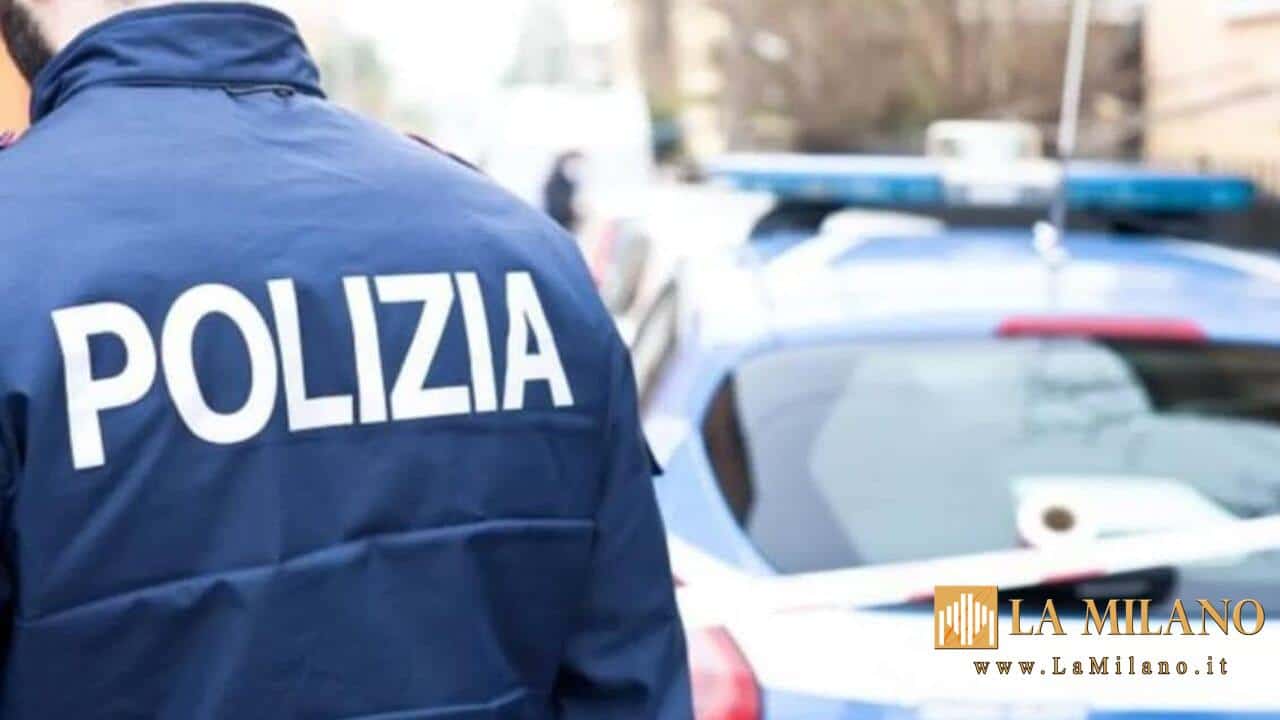 Roma: in azione con la tecnica del finto poliziotto, ma cade nella rete dei "veri" agenti di Polizia