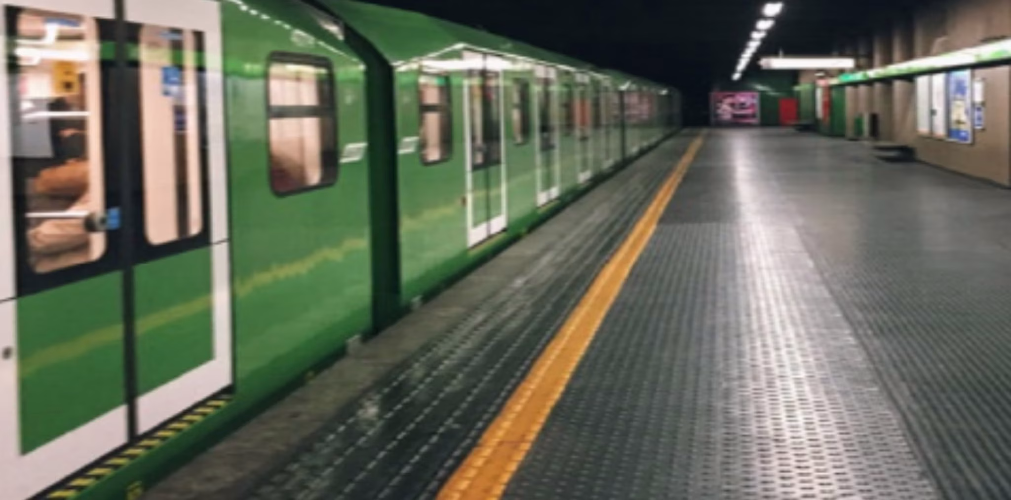 Milano: 14enne soccorsa dai Carabinieri in metropolitana