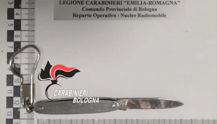 Bologna: Armato di coltellino tenta una rapina in un negozio di alimentari nel Quartiere Navile. 42enne italiano arrestato dai Carabinieri
