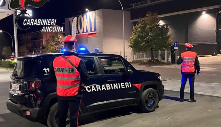 Fabriano: Nasconde cocaina rosa, MDMA e hashish, 20enne segnalato assuntore di stupefacenti