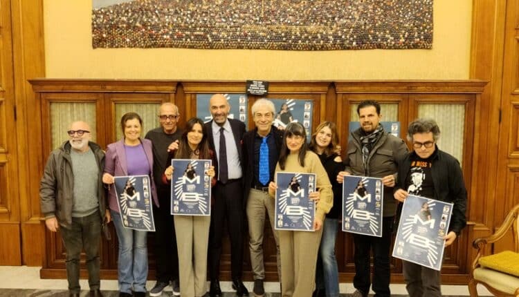 Bari: Presentata la XV° edizione del Premio “MIMMO BUCCI” in programma sabato 1 Febbraio al Teatro Petruzzelli con 6 giovani talenti in finale