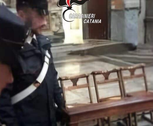 Catania: Ruba dal borsellino del parroco che gli propose un lavoro, denunciato 37enne