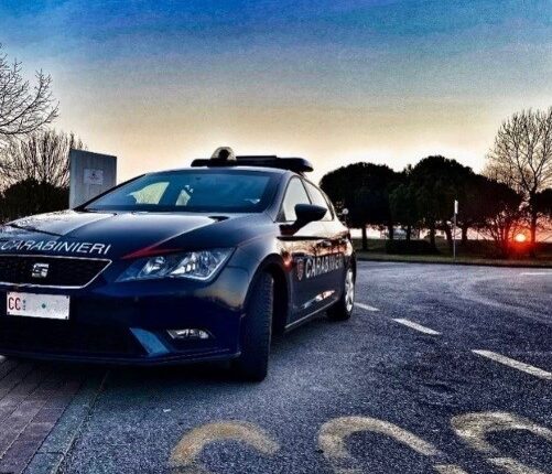 Comacchio, minaccia di impiccarsi dal ponte “Albani”. Salvato dai Carabinieri un 40enne del posto