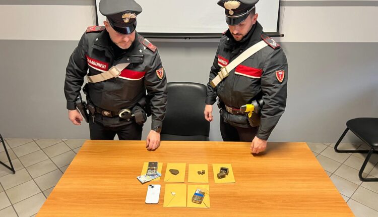 Bra: Deteneva droga per un ricavo stimato di €2.500,00/3.000,00, arrestato 23enne