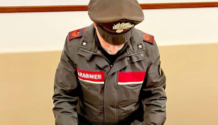 Lecce: Accoltella al petto un 19enne con una lama di 32cm, arrestato 17enne per tentato omicidio pluriaggravato