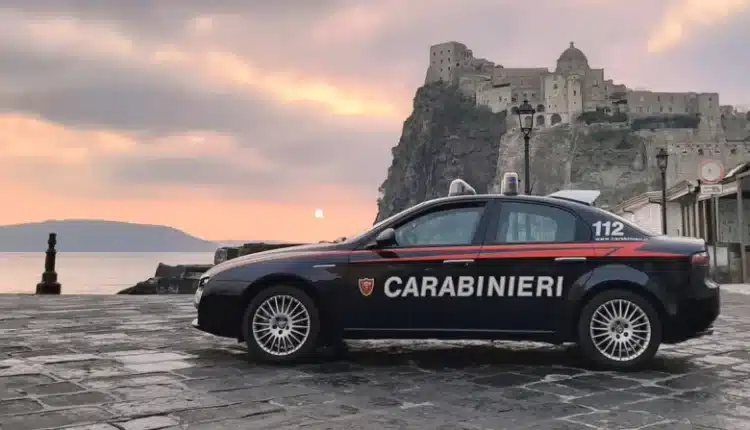 Ischia, controlli dei Carabinieri nelle zone della movida e nei porti commerciali