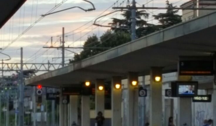 Arcore: Rubano delle cuffie auricolari bluetooth, arrestati due 15enni