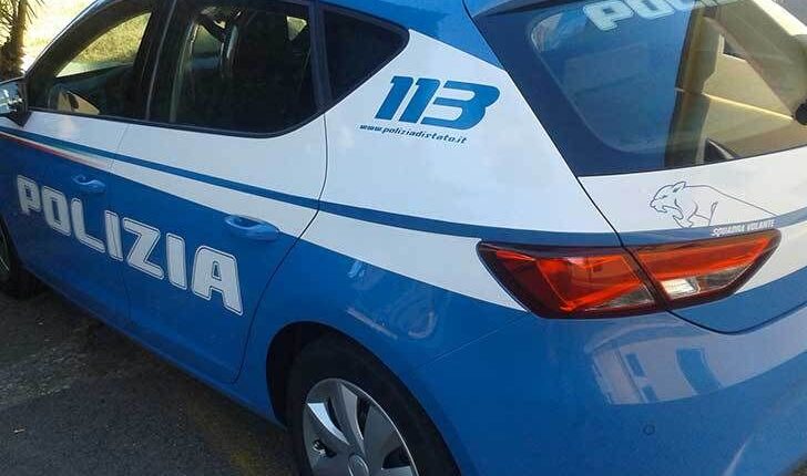 Napoli: Nascondeva 28gr di cocaina in una cameretta, arrestato 76enne