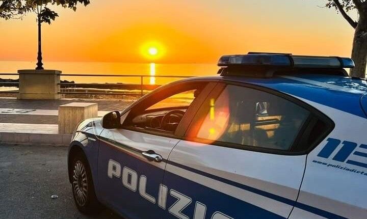 Napoli: Sorpreso a spacciare cocaina, arrestato 21enne