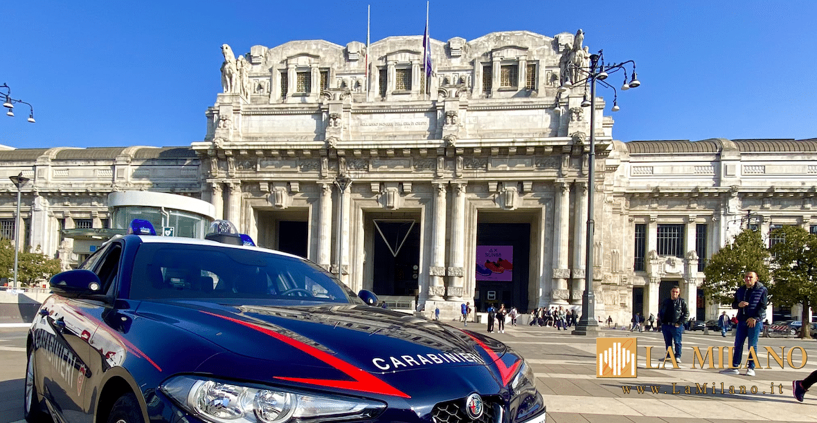 Milano: quattro rapine in mezz'ora, due giovani arrestati dai carabinieri