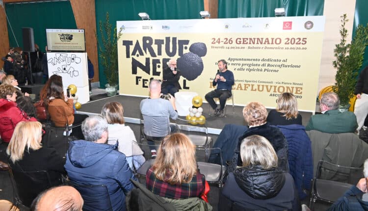 Roccafluvione: "Tartufo Nero Festival", le foto dell'inaugurazione con lo Chef Cracco e l'Assessore Antonini