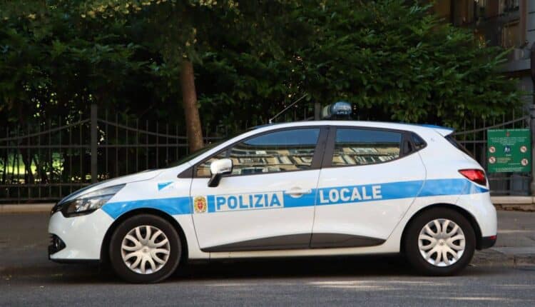 Trieste, presunti metodi illegali all'esame per conseguire la patente di guida. La Polizia Locale denuncia 3 persone
