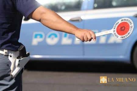 Rimini: Non si ferma all’alt della Polizia e simula il furto della propria autovettura, denunciato un giovane ragazzo