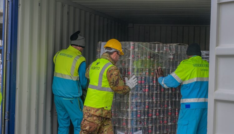 Italia al Fianco di Gaza: il Ministro Crosetto annuncia Operazione di Supporto Umanitario