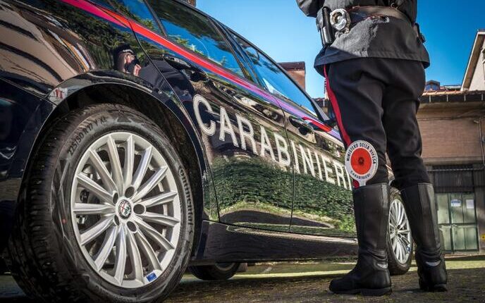 San Cipirello: Carabinieri salvano due bambini da un'incendio