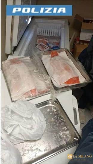 Taranto: sospesa l'attività di un ristorante cinese, sequestrati circa 200 kg di cibo
