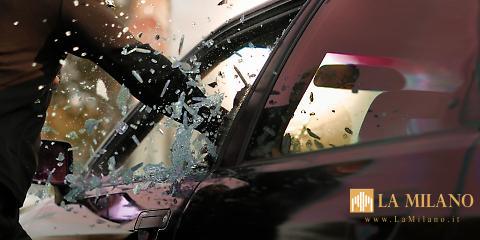 Vigevano: Spaccano il vetro del finestrino e rubano la borsa da un veicolo in sosta, arrestate 3 persone