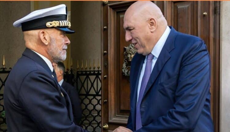 Ammiraglio Cavo Dragone Presidente del Comitato Militare NATO: le congratulazioni da parte del Ministro Crosetto