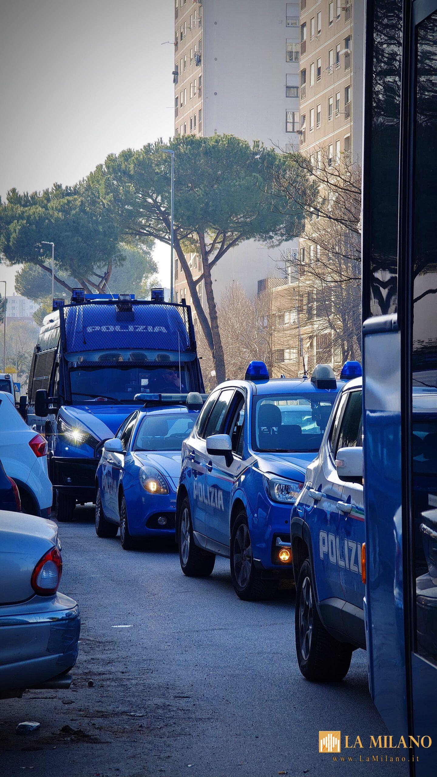 Roma: Quarticciolo, stretta sui provvedimenti amministrativi e nuovo blitz della Polizia di Stato. Scattano i sigilli per 2 esercizi. Ancora 6 gli irregolari all'Ufficio Immigrazione