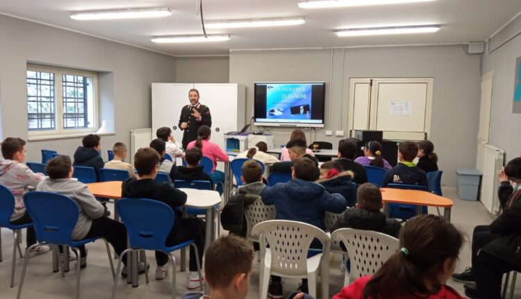 Guarcino e Trivigliano: I Carabinieri incontrano gli studenti delle elementari e delle medie per la tutela della legalità