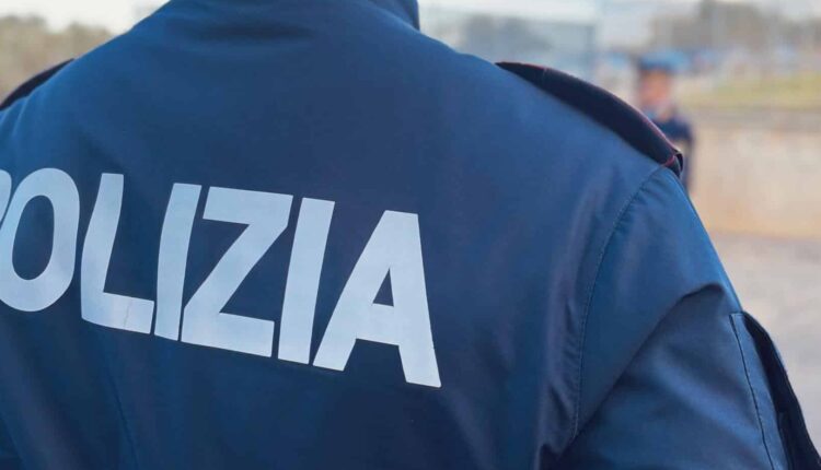 Velletri: porta un pacco regalo a base di cocaina al figlio detenuto, mamma 62enne arrestata per detenzione e spaccio di sostanze stupefacenti