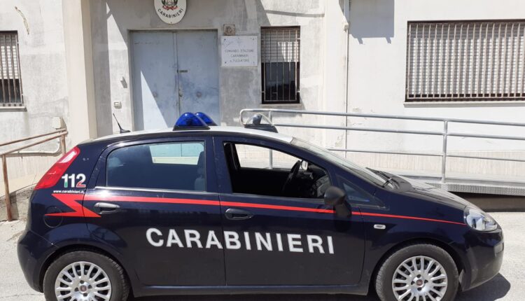 Fulgatore: Scarica rifiuti speciali ed appicca fuoco, denunciato 68enne