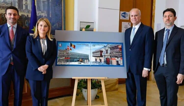 150 anni di relazioni Italia-Perù: alla Farnesina è stato presentato il francobollo commemorativo per celebrare il rapporto diplomatico tra i due Paesi