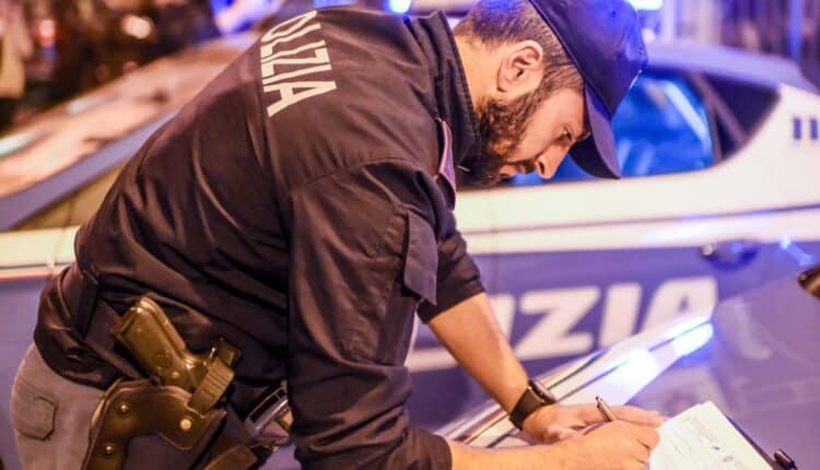 Genova: Trovati mentre confezionavano cocaina. Arrestati dalla Polizia di Stato