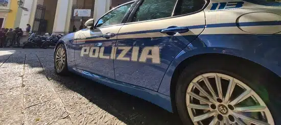 Roma: Seguita e tamponata dal suo vecchio datore di lavoro, 49enne romano finisce in manette per atti persecutori