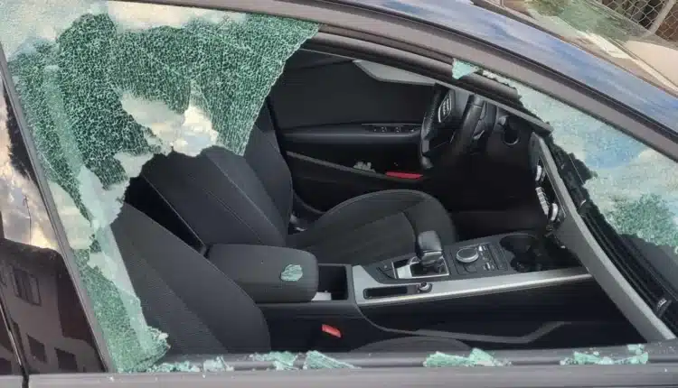 Vigevano: Spaccano il vetro del finestrino e rubano la borsa da un veicolo in sosta, arrestate 3 persone