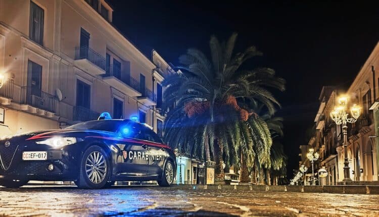 Lamezia Terme: 1 arrestato e 4 denunciati durante l'operazione dei Carabinieri nelle piazze della "movida" lametina
