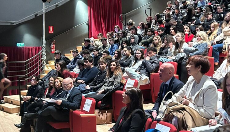 Genova: Il Festival Orientamenti celebra il 30esimo anniversario nel mese dedicato alle discipline STEM