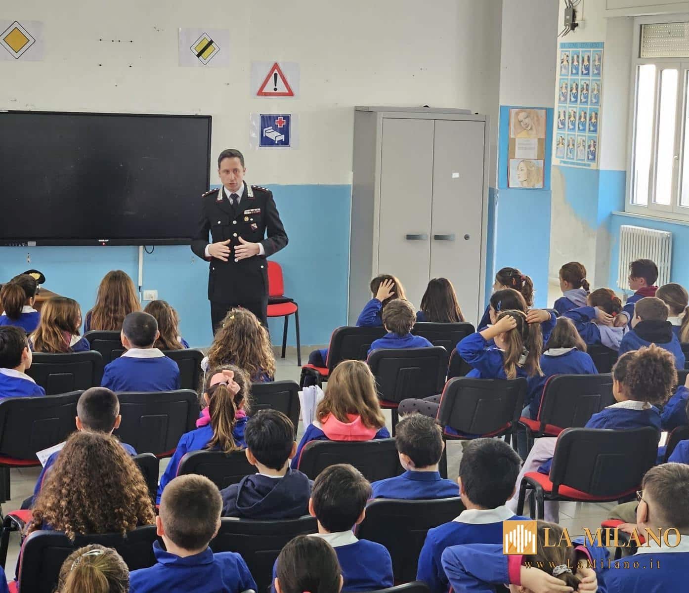 Catanzaro, i Carabinieri incontrano gli studenti per promuovere la "Cultura della Legalità"