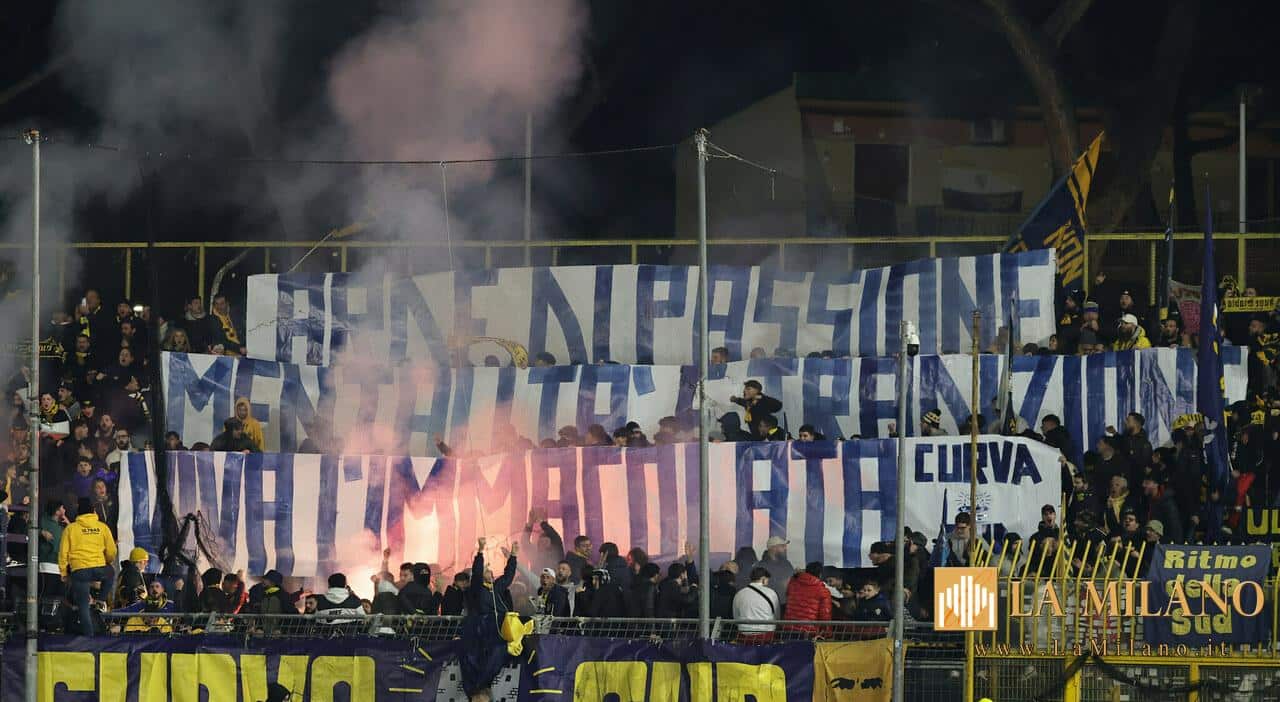 Castellammare di Stabia: emessi 13 DASPO nei confronti di alcuni tifosi della Juve Stabia