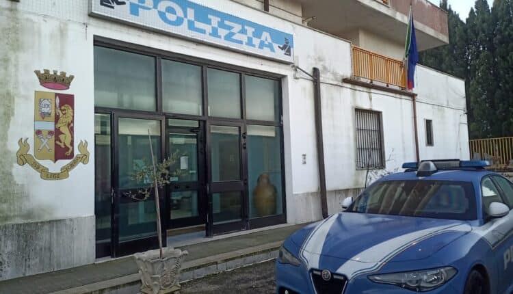 Arrestato l'uomo che aveva rubato in una scuola a Latiano e in un negozio a Mesagne