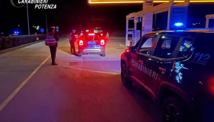 Potenza: Controlli del territorio, 250 i controlli tra mezzi, conducenti e passeggeri