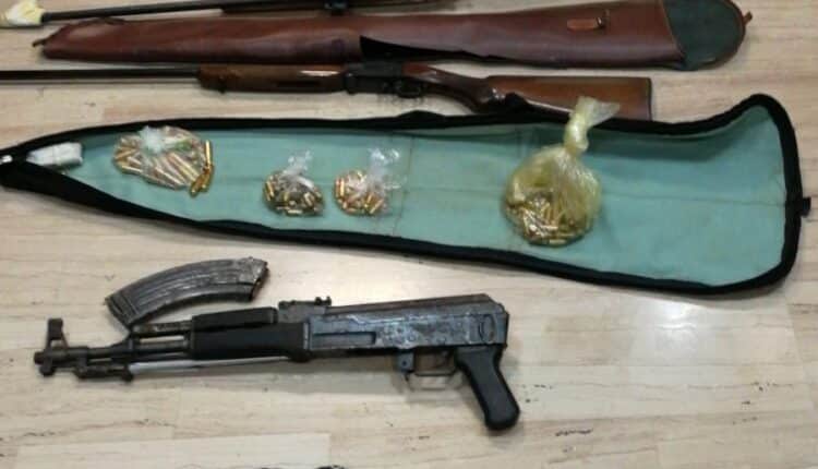 Lecce: fiumi di droga e armi, arrestate 9 persone