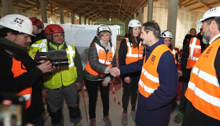 Il presidente della Regione Lombardia - Attilio Fontana