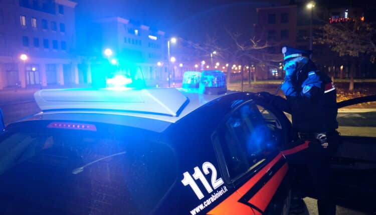 Forlì: Controlli notturni dei Carabinieri. 2 persone arrestate, 1 denunciata e 2 segnalate per stupefacenti
