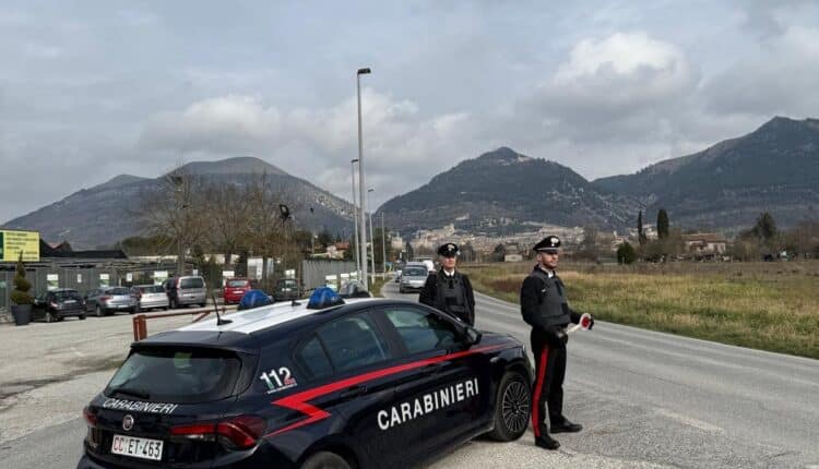 Gubbio, 42enne minaccia e pedina l'ex fidanzata da oltre un anno