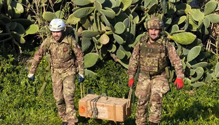 Trapani: Operazioni di bonifica dell’ordigno bellico rinvenuto a Castellammare del Golfo