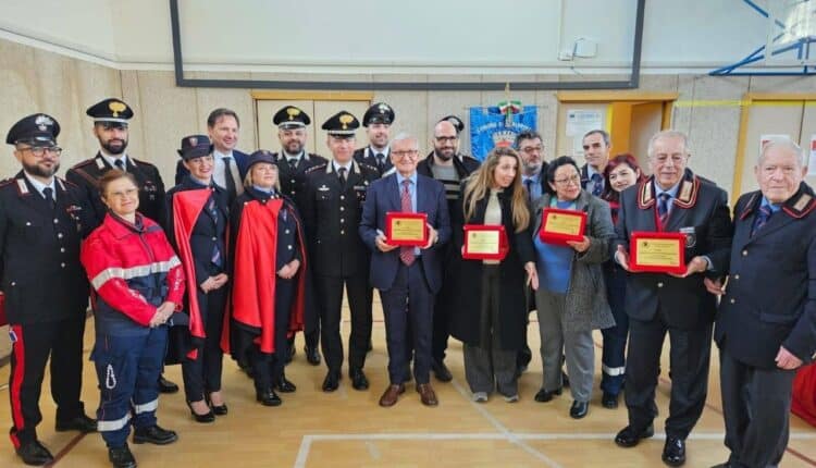 Carlopoli (CZ), convegno sul cyberbullismo e il disagio giovanile nell'Istituto G. Rodari