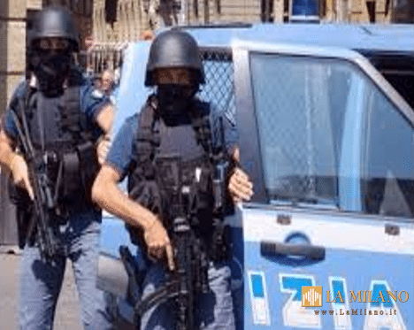 Bolzano: arrestato un 15enne membro di un gruppo satanista e neonazista suprematista, progettavano un omicidio da pubblicare sul Dark Web