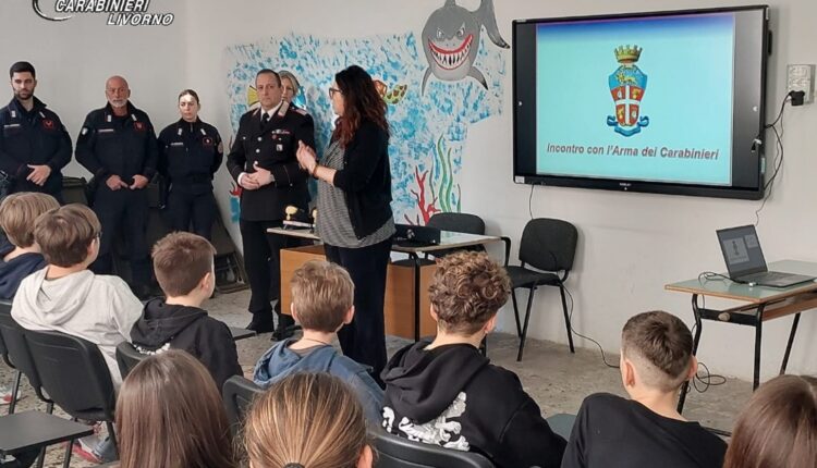 Piombino, i Carabinieri portano la cultura della legalità nelle scuole