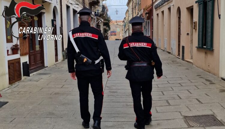Livorno: Viola il divieto di avvicinamento nei confronti della ex, convalidati gli arresti domiciliari al 50enne